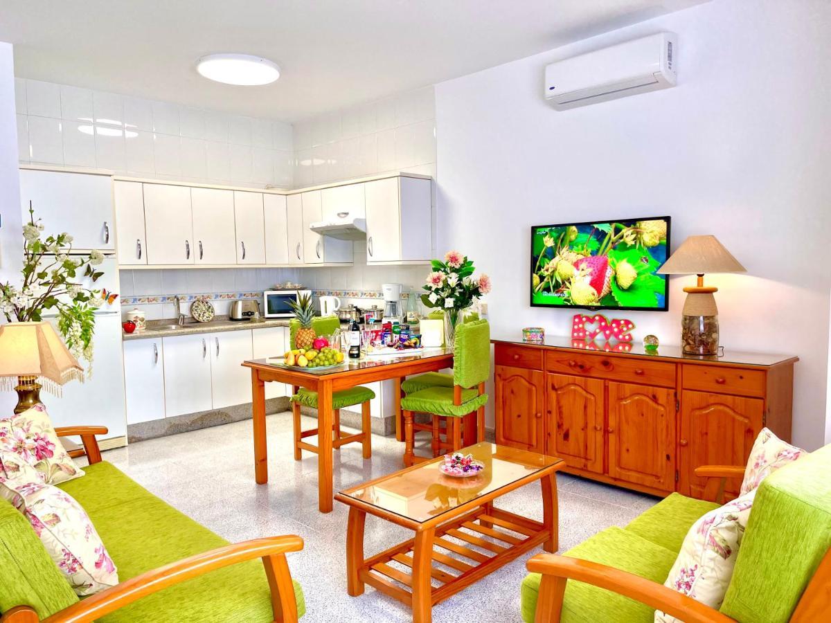 Emycanarias Holiday Homes Vecindario Vecindario  Bagian luar foto