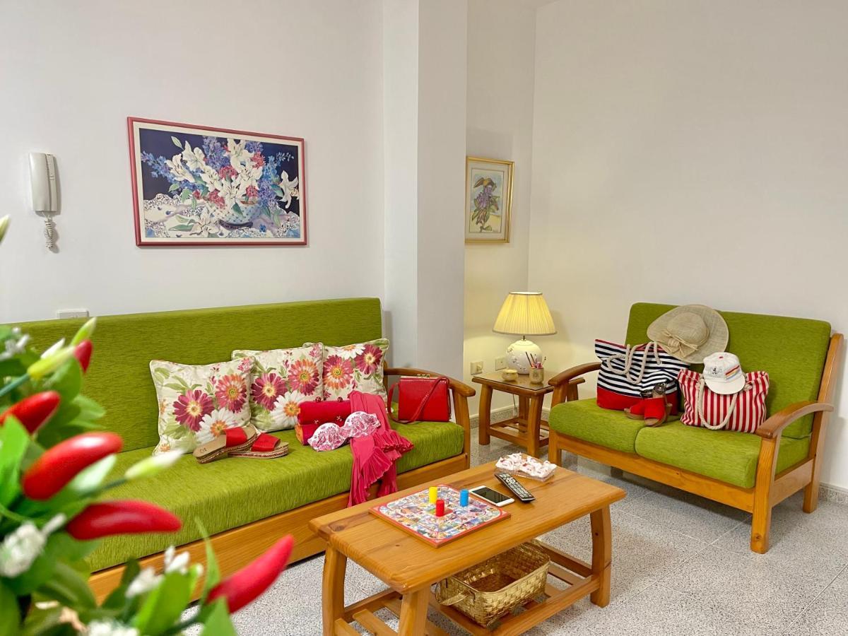 Emycanarias Holiday Homes Vecindario Vecindario  Bagian luar foto