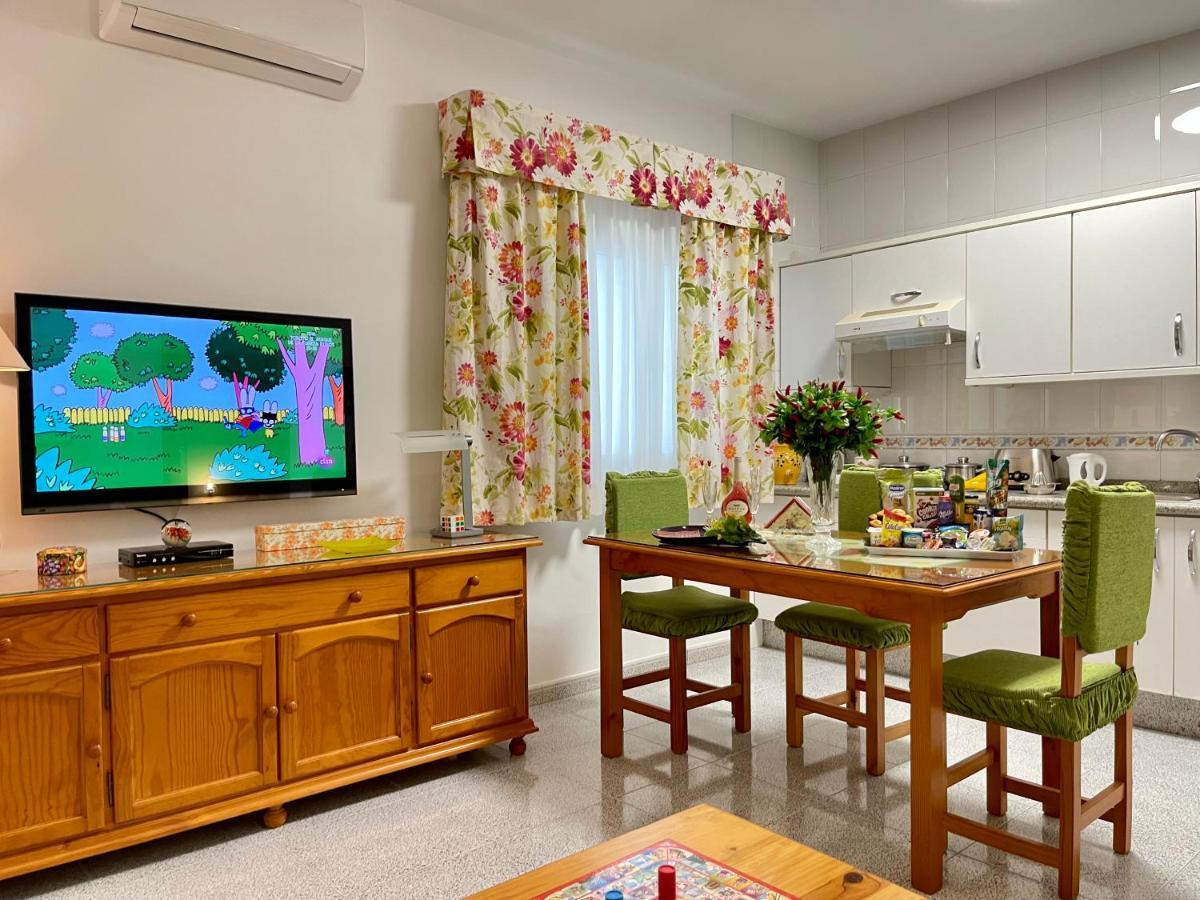 Emycanarias Holiday Homes Vecindario Vecindario  Bagian luar foto