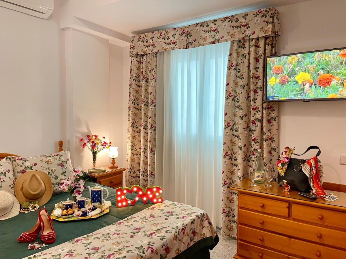 Emycanarias Holiday Homes Vecindario Vecindario  Bagian luar foto