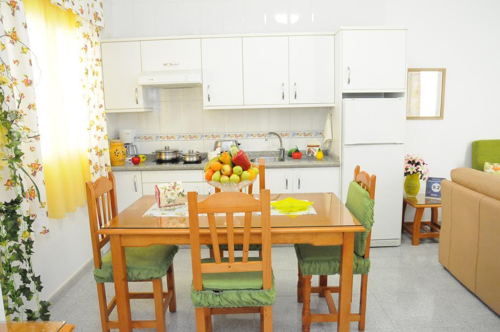 Emycanarias Holiday Homes Vecindario Vecindario  Bagian luar foto