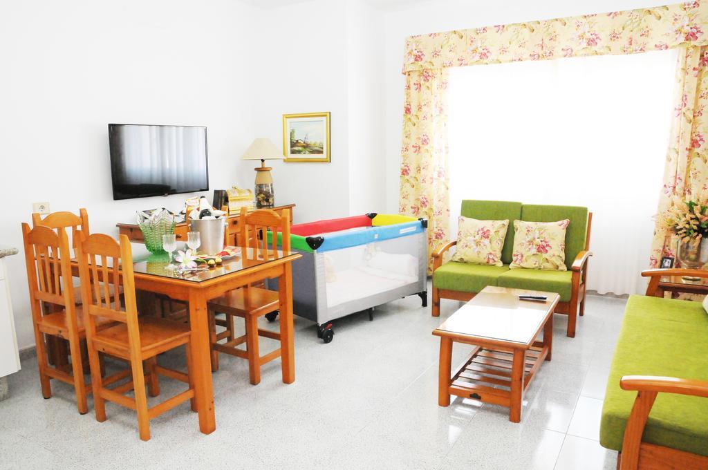 Emycanarias Holiday Homes Vecindario Vecindario  Bagian luar foto
