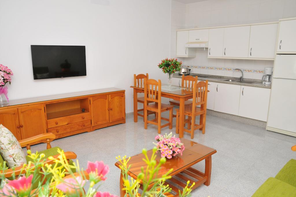 Emycanarias Holiday Homes Vecindario Vecindario  Ruang foto